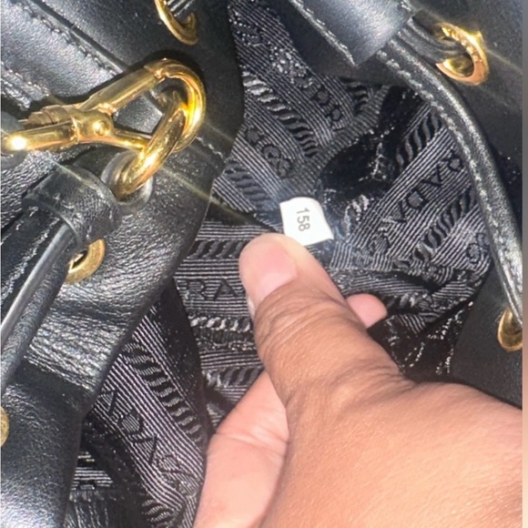 Prada Black Leather Bucket Bag 💕👜🥰 - Picture 6 of 8
